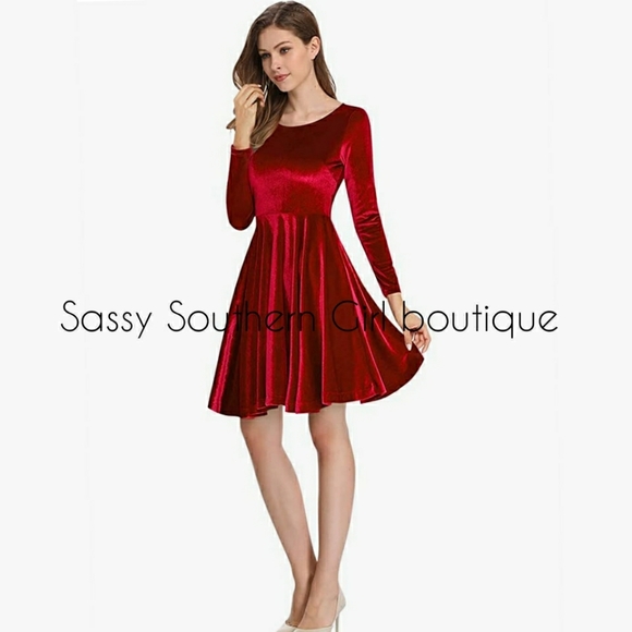⭐🆕Wine red velvet dress - Picture 2 of 7